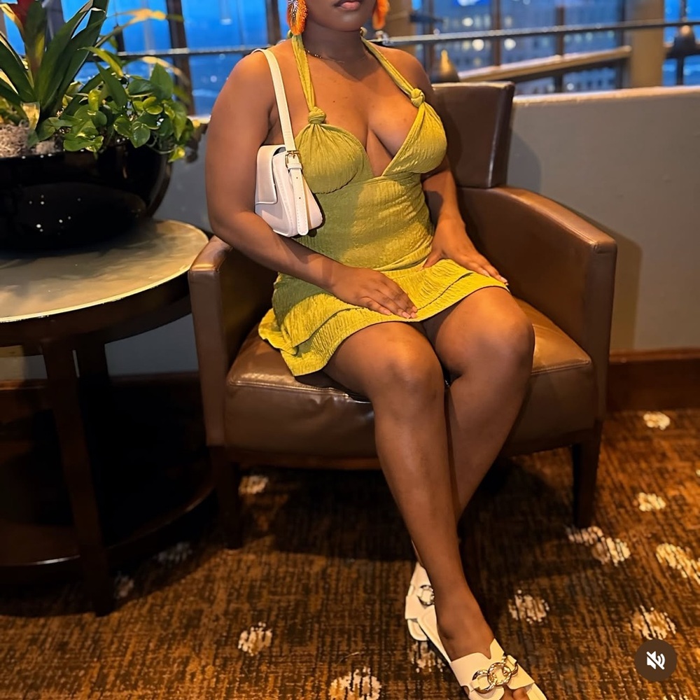 Shelby & Palmer Vibrant Green Mini Dress